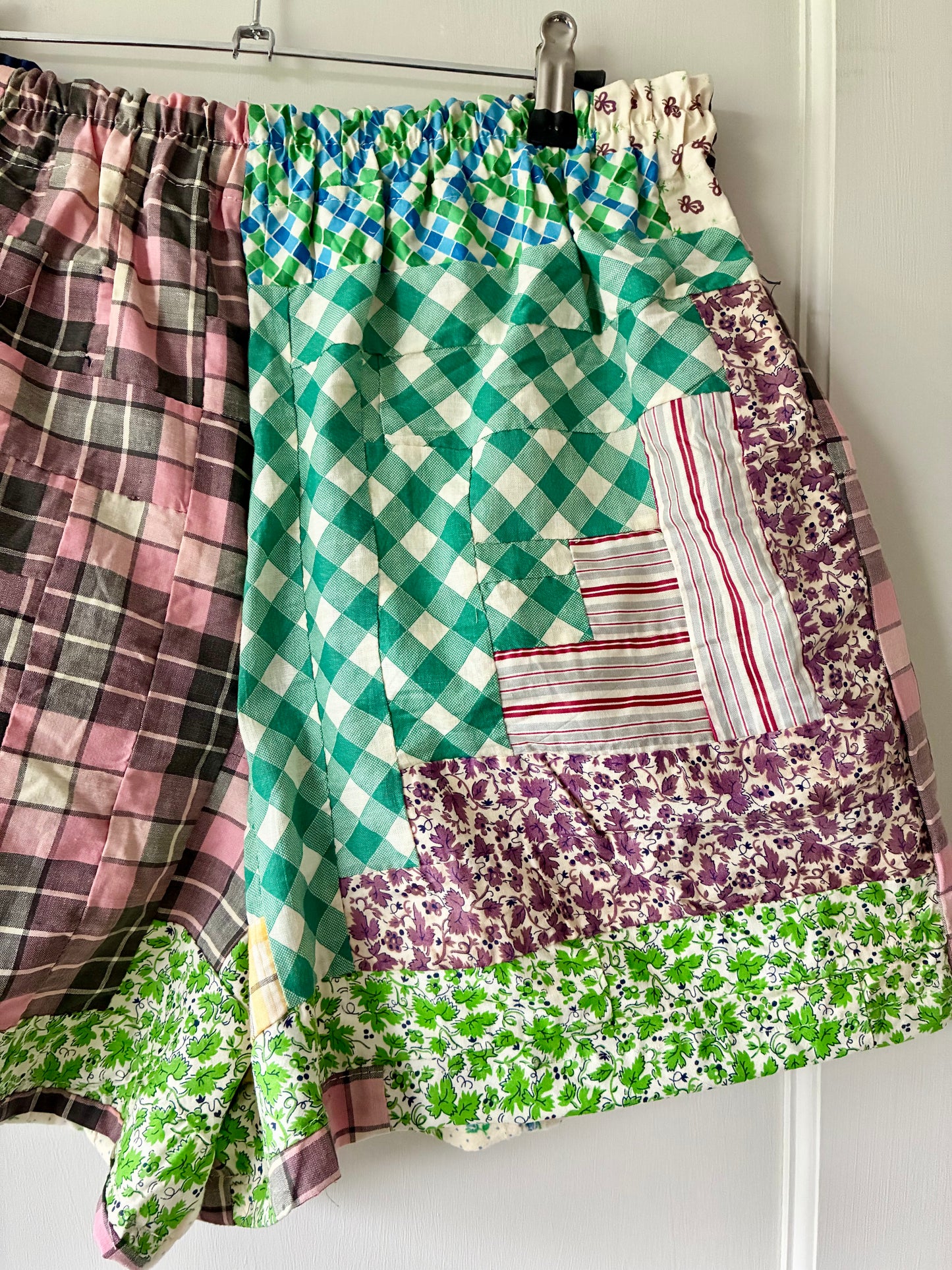 Quilt Top Shorts (L/XL)