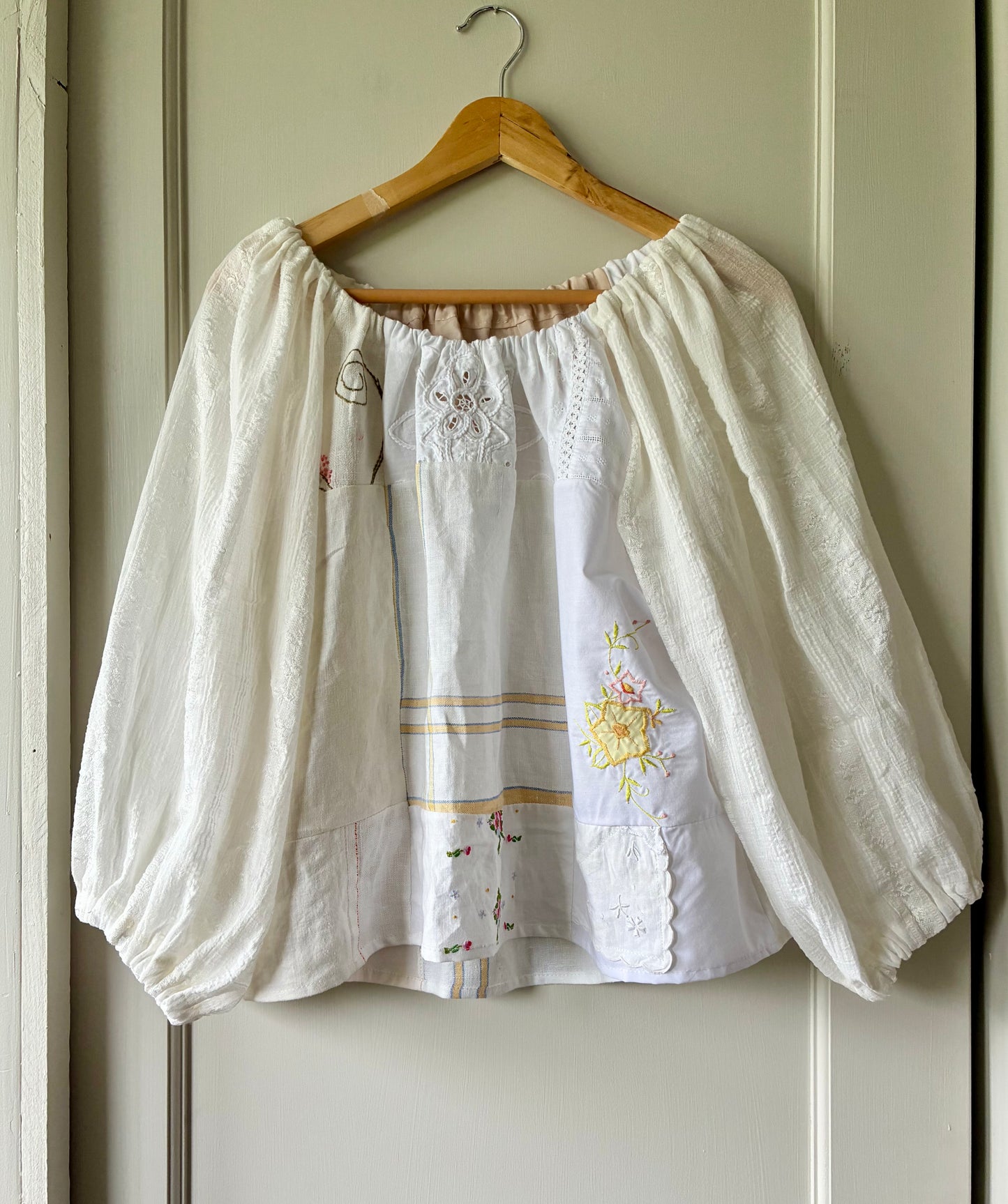 Antique Linens Cloud Blouse (S/L)