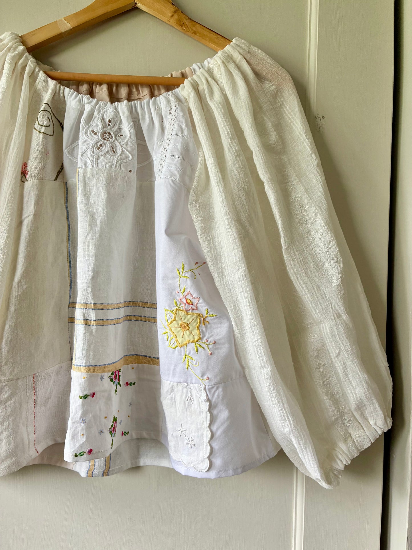 Antique Linens Cloud Blouse (S/L)