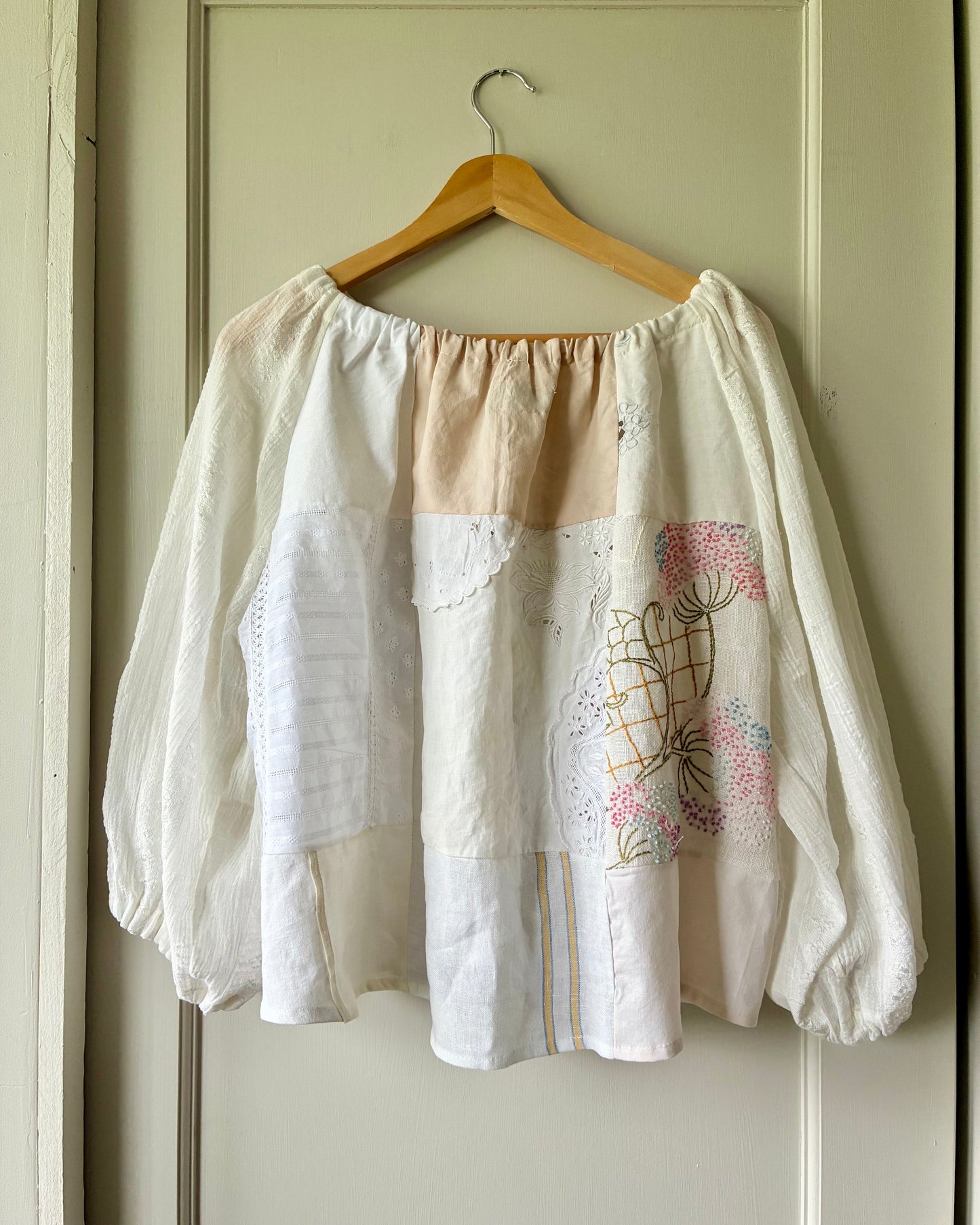 Antique Linens Cloud Blouse (S/L)