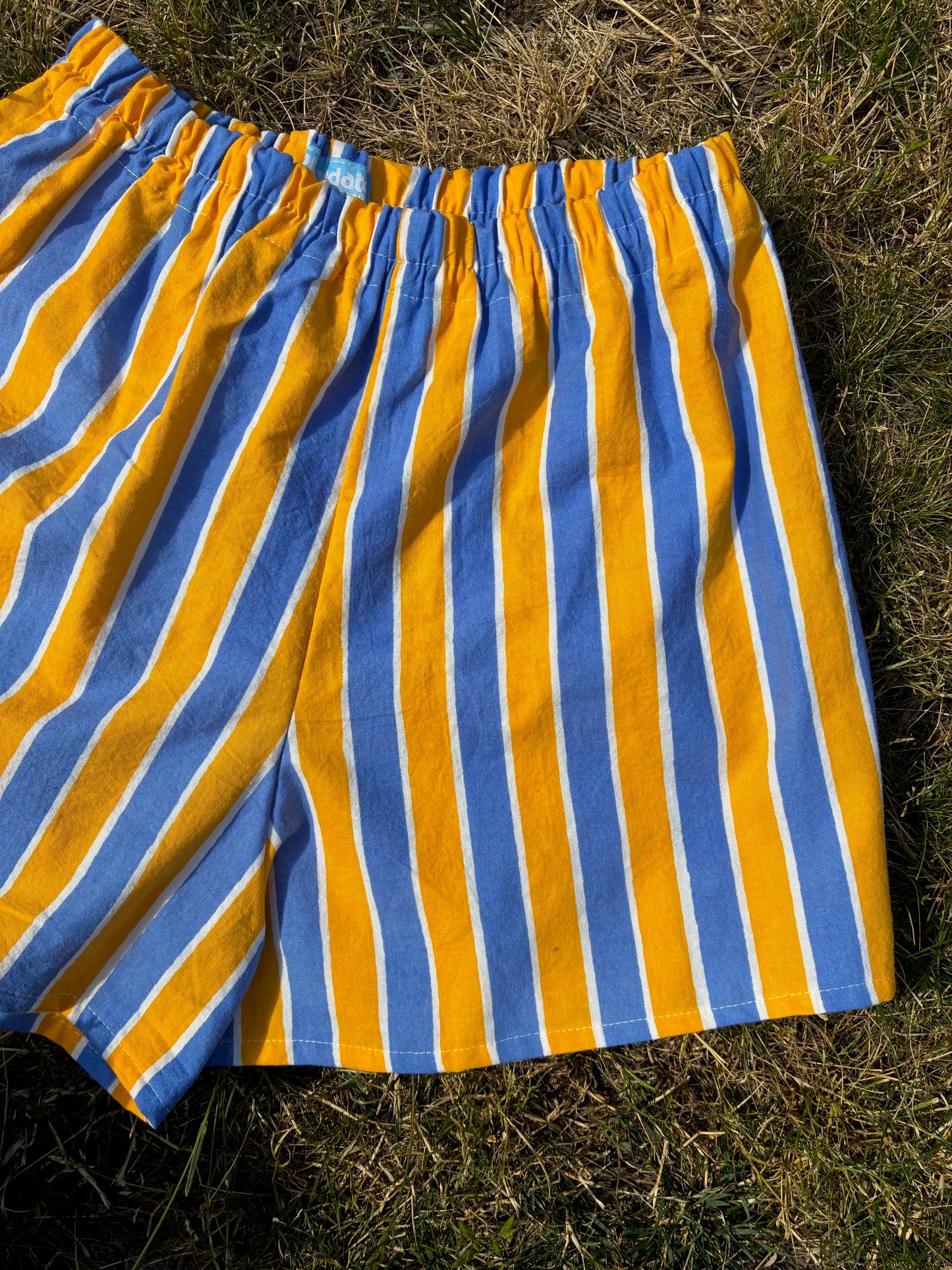 Stripe Easy Shorts (M)