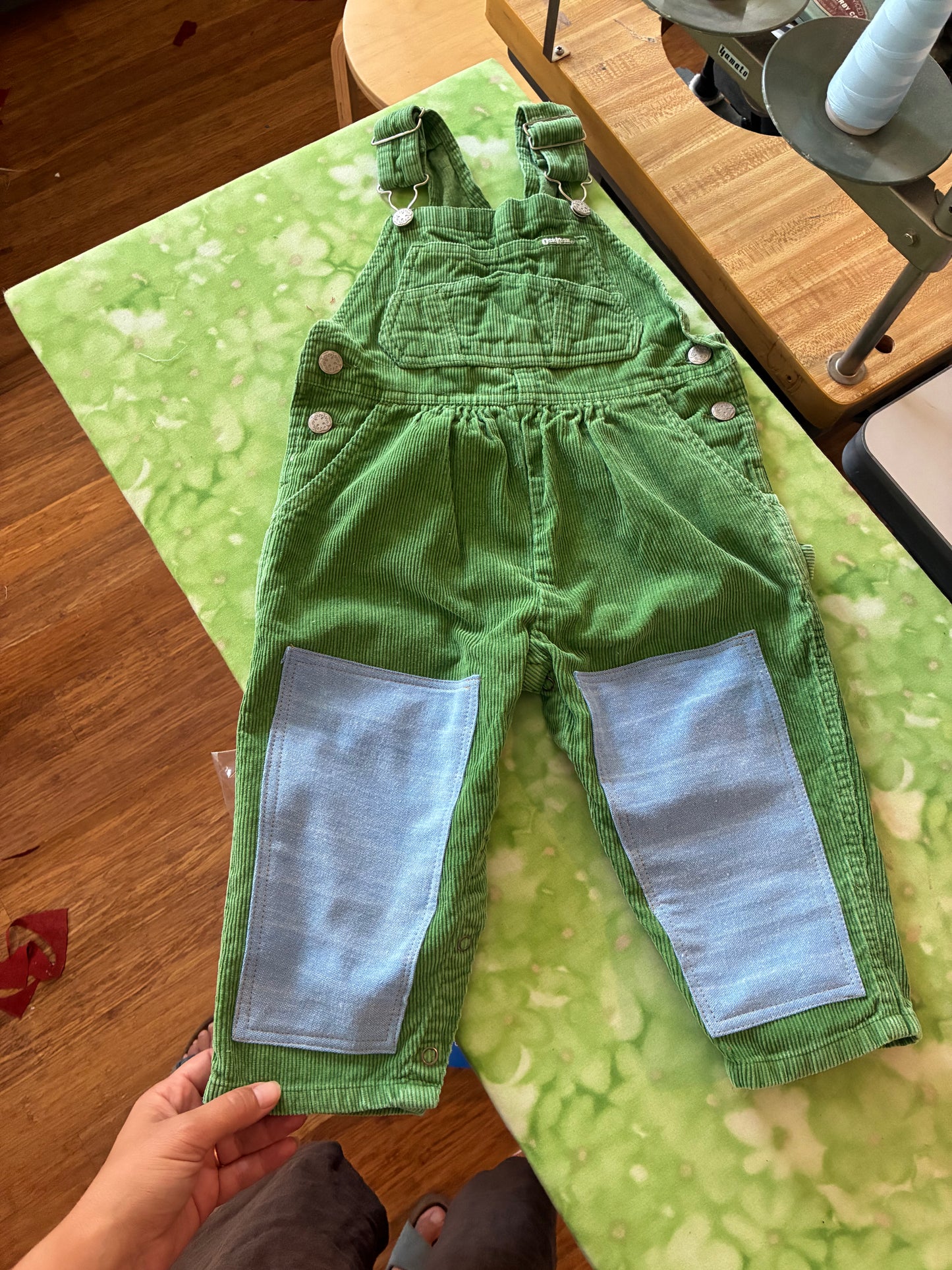 Knee Patch Green Cord Overalls (2y)