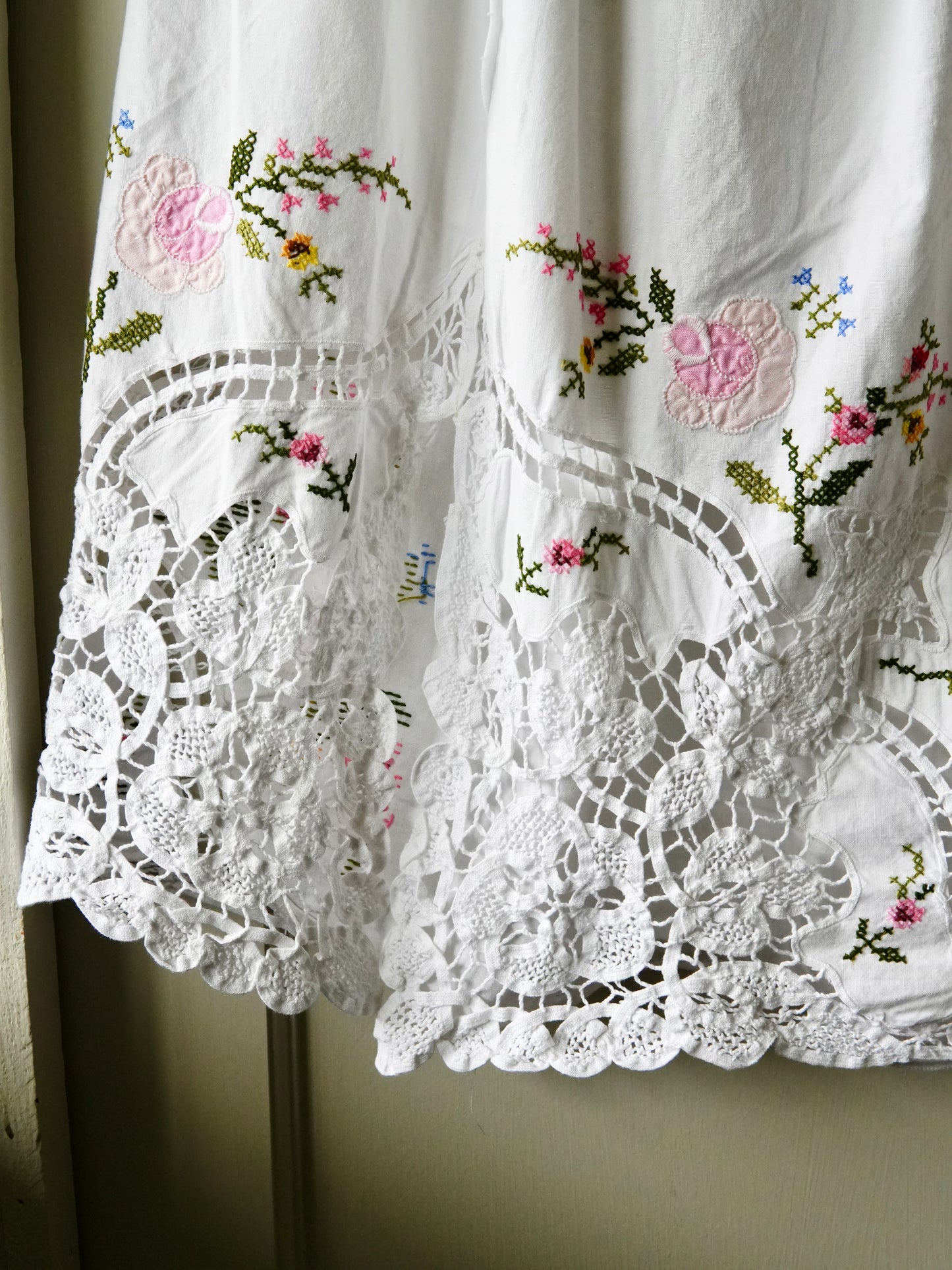 Embroidered Cotton Skirt #1 (S/M)