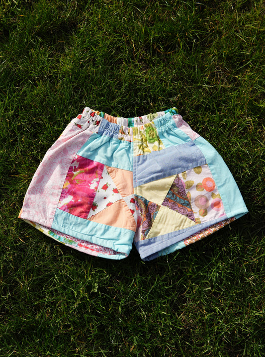 Play Shorts (6/7Y)
