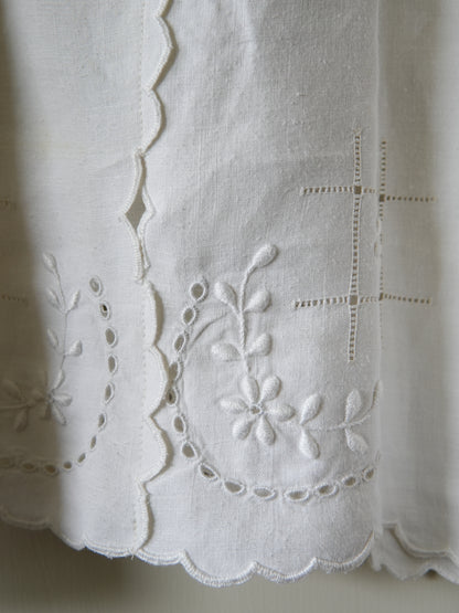 Vintage Linens Tank (S/M)