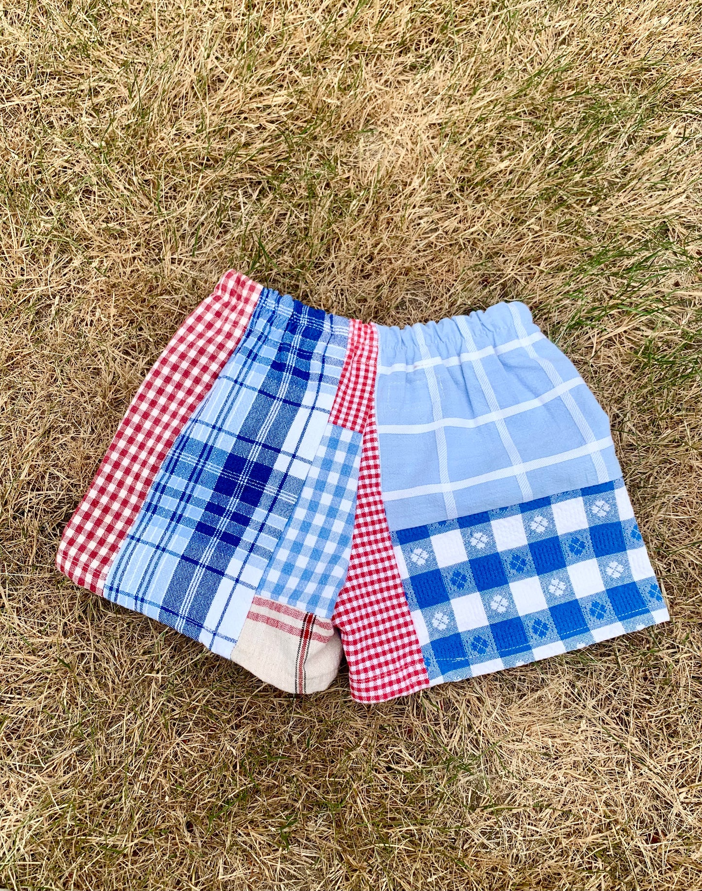 Patchy Picnic Shorts (4T/5T)