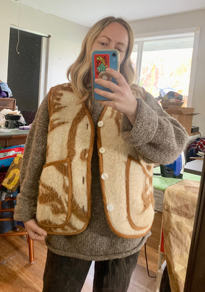 Wool Blanket Vest (L)